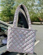 Load image into Gallery viewer, Floral Day in the Park Quilted Handmade Tote Zipper Bag