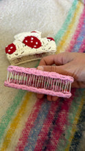 Load image into Gallery viewer, Crochet Claw Clips