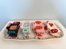 Load image into Gallery viewer, Crochet Claw Clips