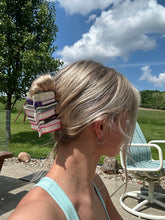 Load image into Gallery viewer, Book Stack Claw Clip