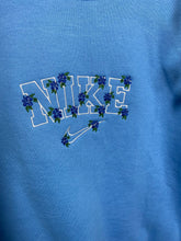 Load image into Gallery viewer, Hawaiian Flowers Crewneck