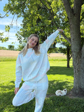 Load image into Gallery viewer, Blues Quilted Mockneck
