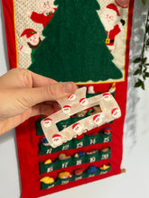 Load image into Gallery viewer, Santa Heads Claw Clip
