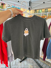 Load image into Gallery viewer, Ghost Reading Boxy Tee

