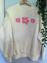 Load image into Gallery viewer, Hibiscus Flower Oversized Crewneck
