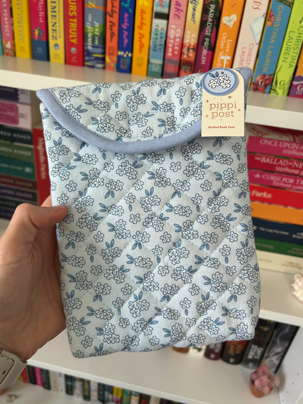 Blue Floral Quilted Kindle Pouch