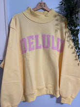 Load image into Gallery viewer, Assorted Oversized Mocknecks (size S/M)
