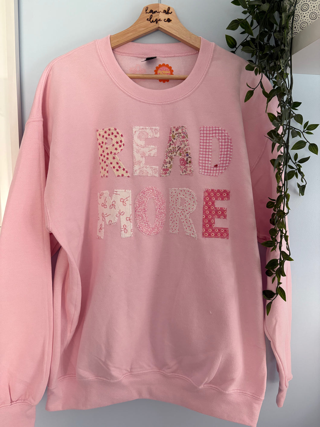 Read More Appliqué Crewneck